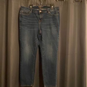 #26 torrid boyfriend straight leg